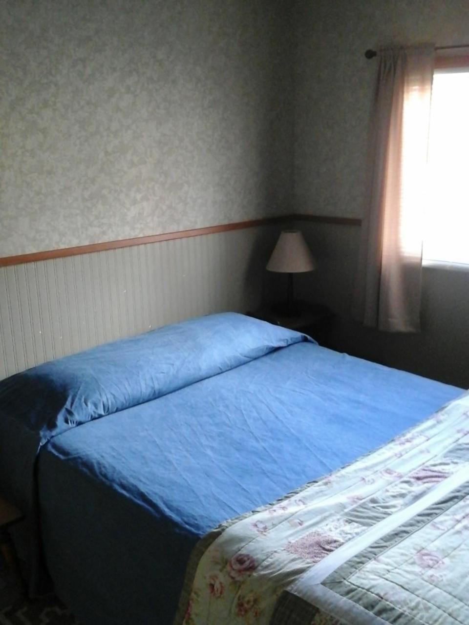 River Bend Motel Llc Spray 外观 照片