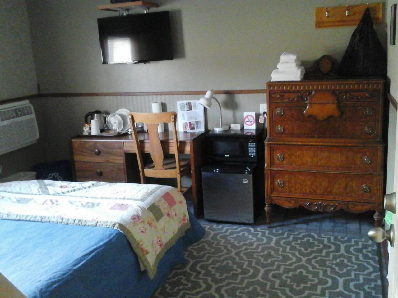 River Bend Motel Llc Spray 外观 照片