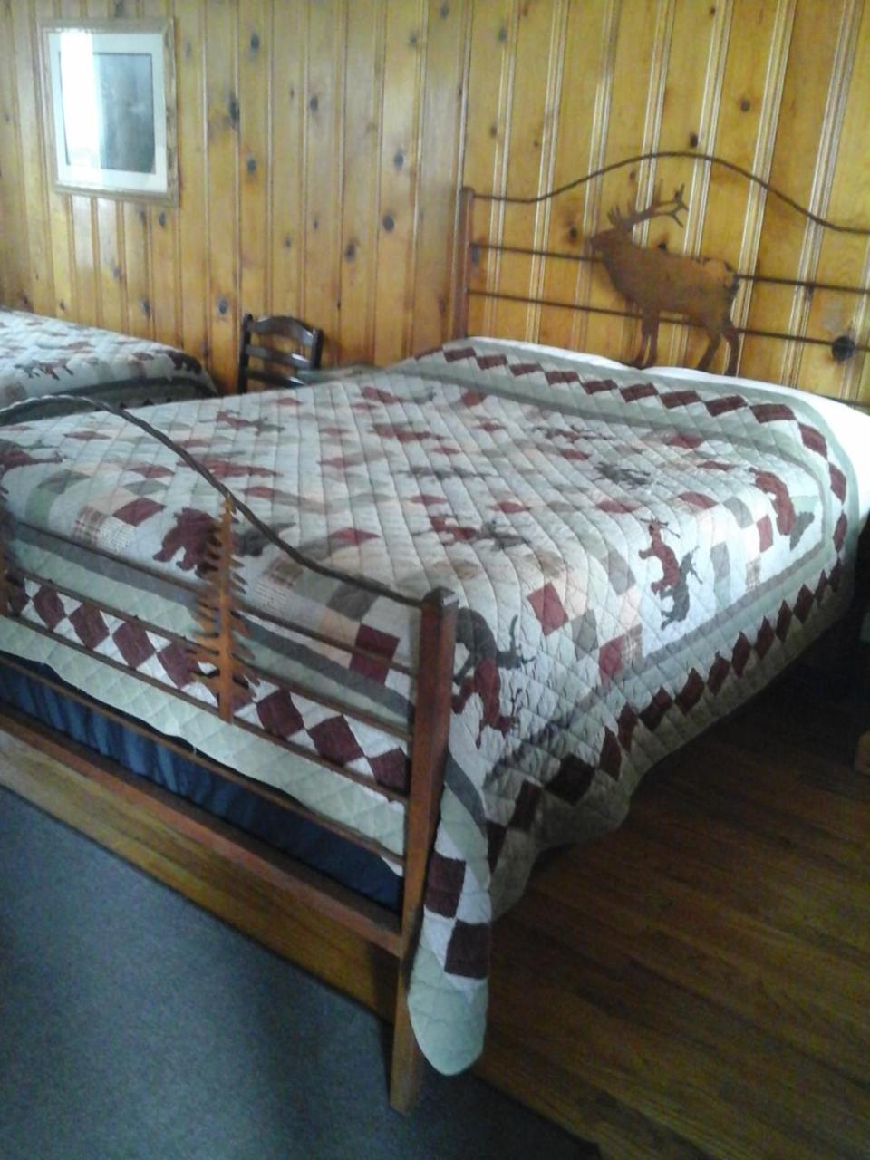 River Bend Motel Llc Spray 外观 照片