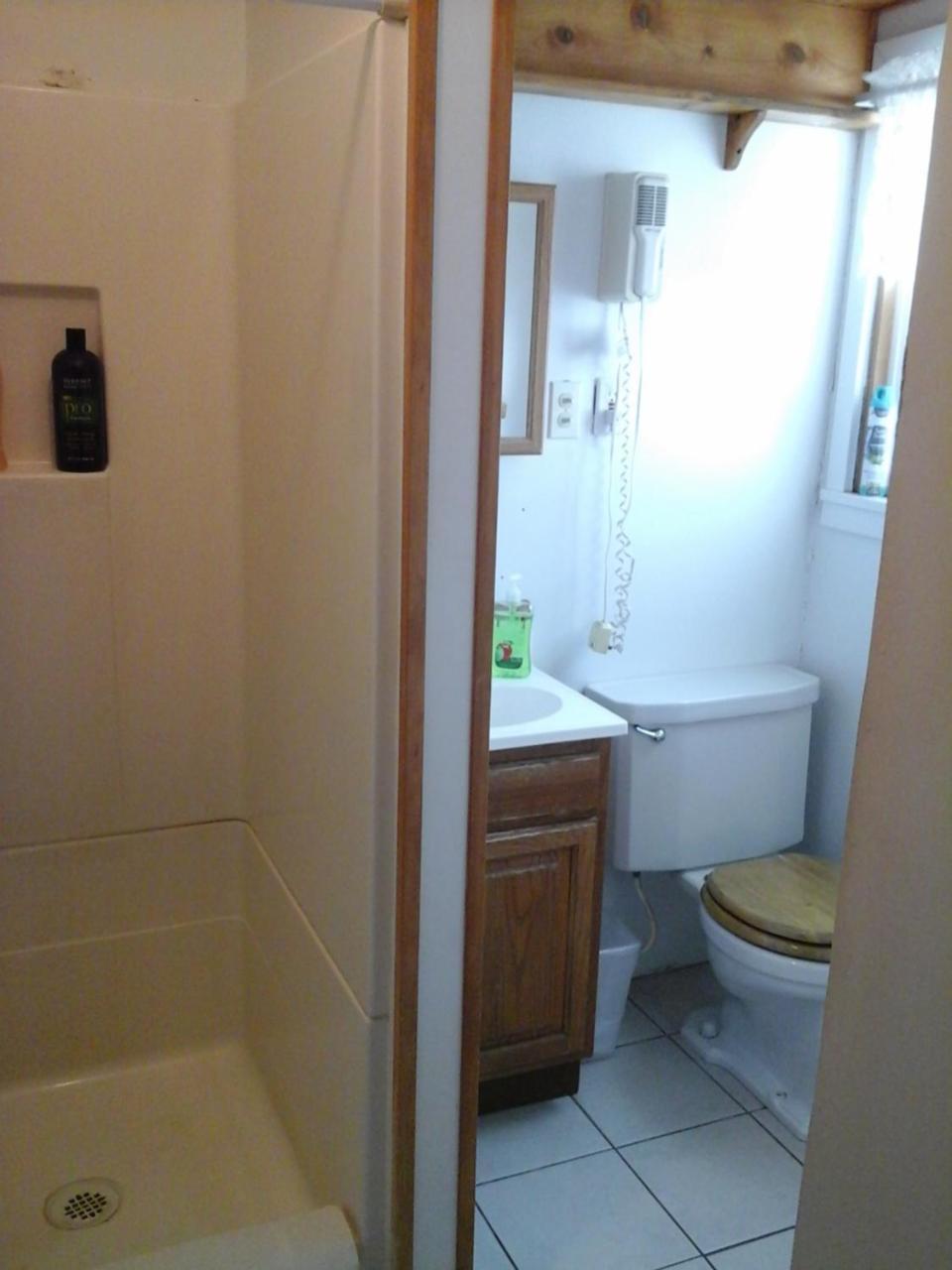 River Bend Motel Llc Spray 外观 照片