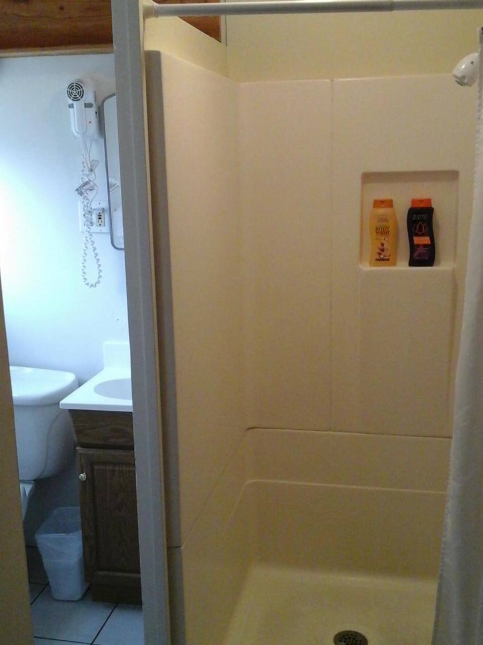 River Bend Motel Llc Spray 外观 照片